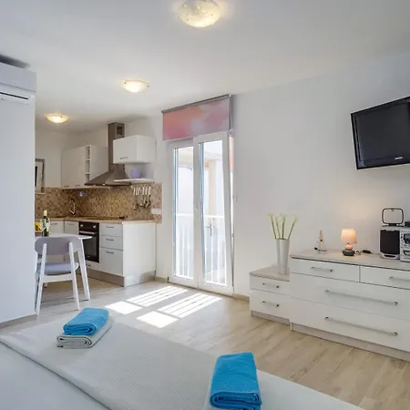 Pensionat Wonderful House Sandra 3*